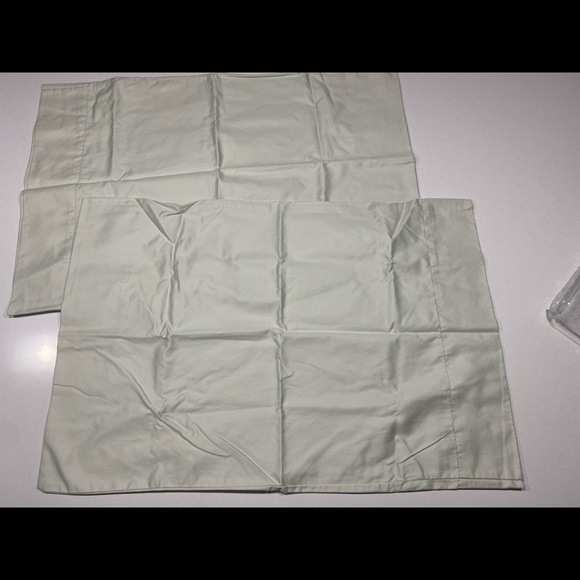 Standard pillowcase pair - Picture 2 of 4